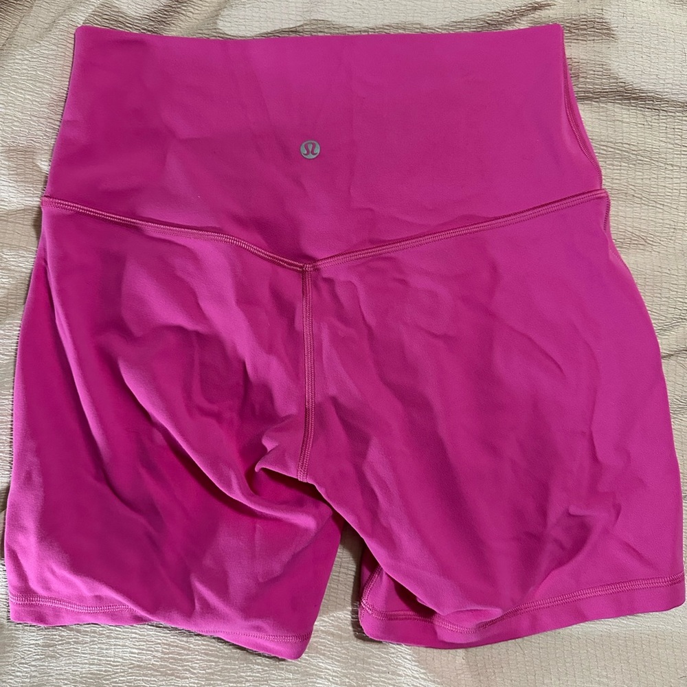 LuLulemon biker shorts